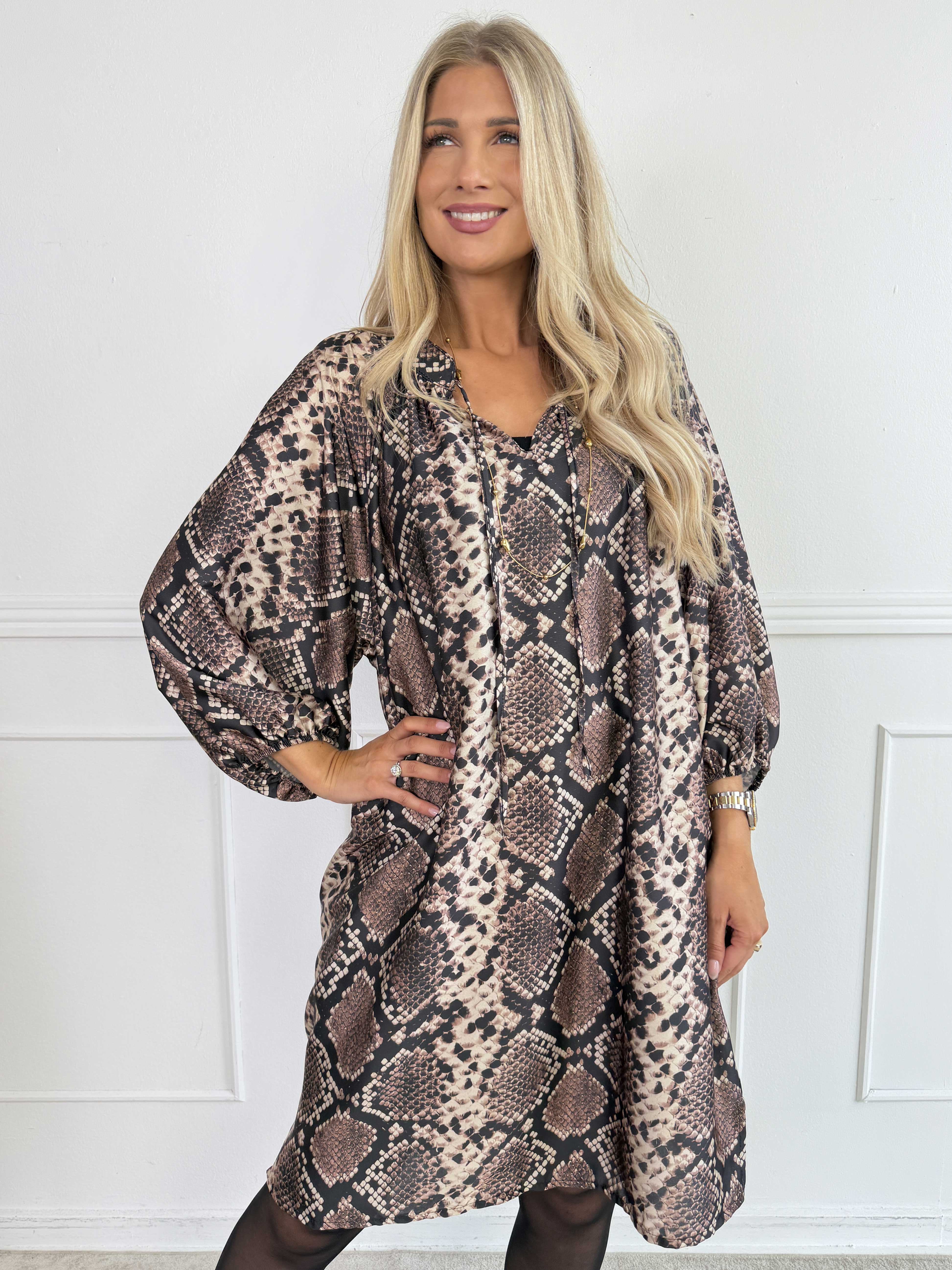 Amidala Print – Elegant plus size tunikaklänning i olika mönster